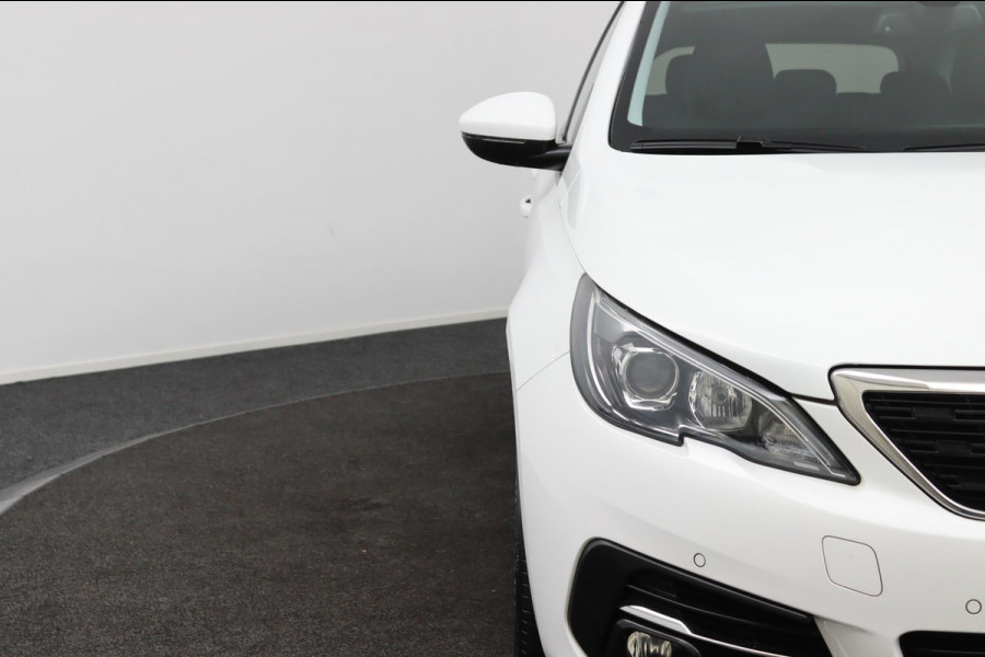Peugeot 308 SW 1.2 PureTech Blue*ECC*CRUISE*NAVI*PANO*HAAK*