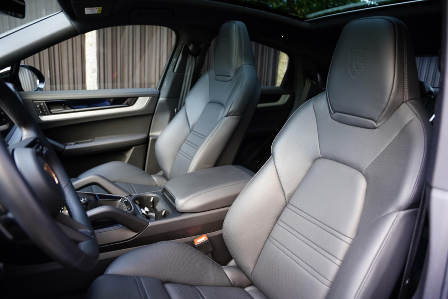 Porsche Cayenne Coupé 3.0 E-Hybrid BTW Sport Design Pakket Trekhaak Sportuitlaat
