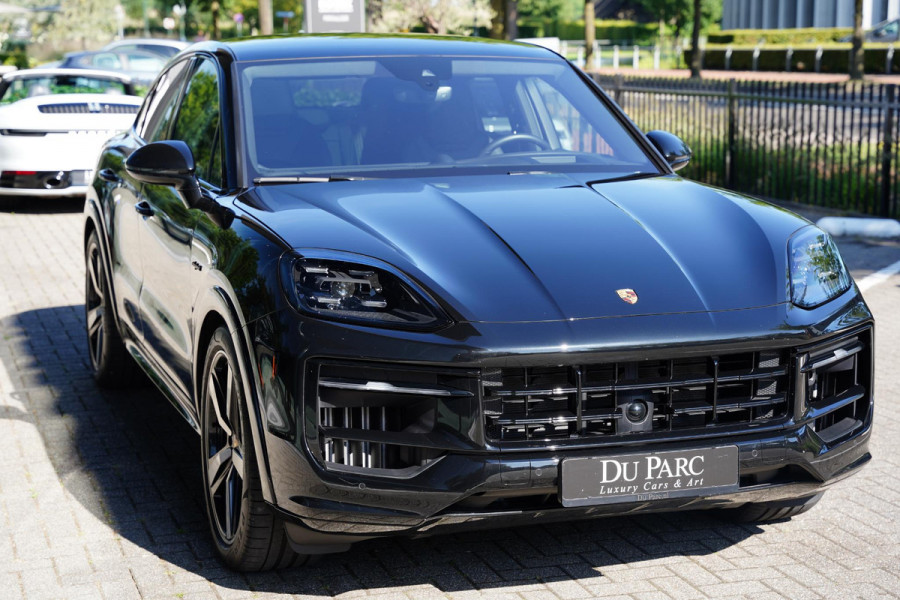 Porsche Cayenne Coupé 3.0 E-Hybrid BTW Sport Design Pakket Trekhaak Sportuitlaat