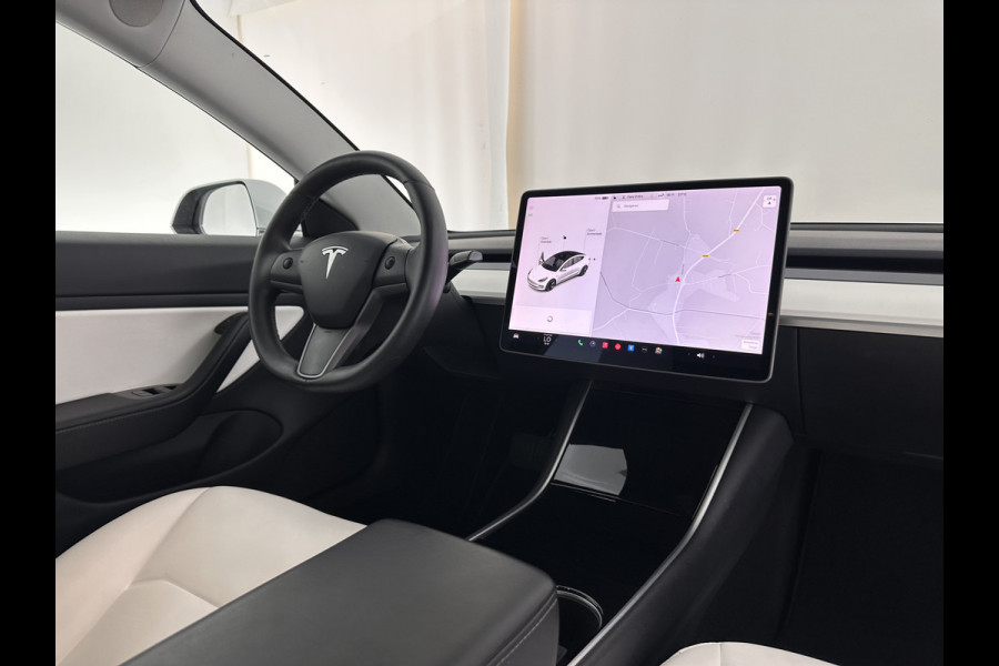 Tesla Model 3 Long Range AWD 75 kWh [ 3-Fase ] (INCL-BTW) Aut. *PANO | AUTO-PILOT | LUXURY-LEATHER | KEYLESS | FULL-LED | MEMORY-PACK | SURROUND-VIEW | DAB | CARPLAY | DIGI-COCKPIT | LANE-ASSIST | COMFORT-SEATS | TOWBAR | 18"ALU*