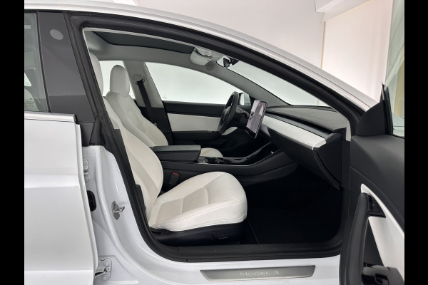 Tesla Model 3 Long Range AWD 75 kWh [ 3-Fase ] (INCL-BTW) Aut. *PANO | AUTO-PILOT | LUXURY-LEATHER | KEYLESS | FULL-LED | MEMORY-PACK | SURROUND-VIEW | DAB | CARPLAY | DIGI-COCKPIT | LANE-ASSIST | COMFORT-SEATS | TOWBAR | 18"ALU*
