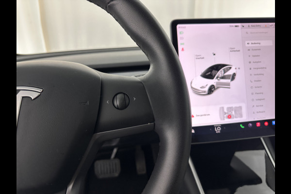 Tesla Model 3 Long Range AWD 75 kWh [ 3-Fase ] (INCL-BTW) Aut. *PANO | AUTO-PILOT | LUXURY-LEATHER | KEYLESS | FULL-LED | MEMORY-PACK | SURROUND-VIEW | DAB | CARPLAY | DIGI-COCKPIT | LANE-ASSIST | COMFORT-SEATS | TOWBAR | 18"ALU*