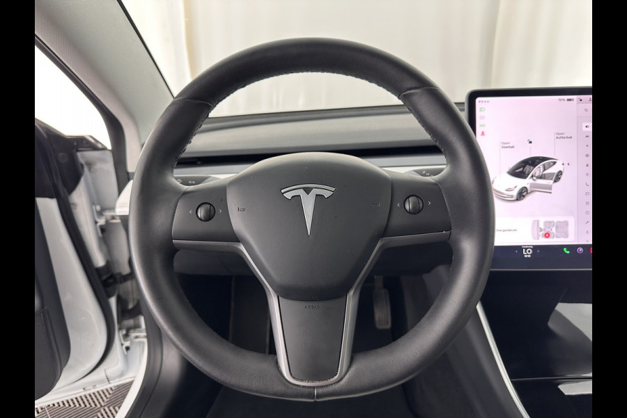 Tesla Model 3 Long Range AWD 75 kWh [ 3-Fase ] (INCL-BTW) Aut. *PANO | AUTO-PILOT | LUXURY-LEATHER | KEYLESS | FULL-LED | MEMORY-PACK | SURROUND-VIEW | DAB | CARPLAY | DIGI-COCKPIT | LANE-ASSIST | COMFORT-SEATS | TOWBAR | 18"ALU*