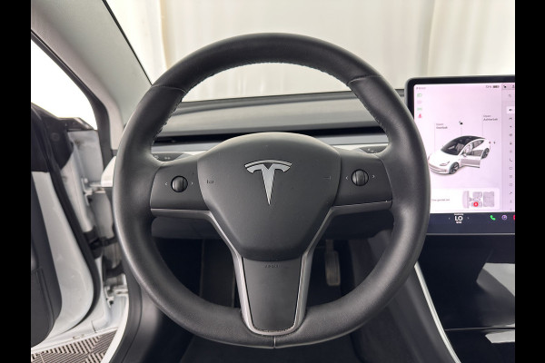 Tesla Model 3 Long Range AWD 75 kWh [ 3-Fase ] (INCL-BTW) Aut. *PANO | AUTO-PILOT | LUXURY-LEATHER | KEYLESS | FULL-LED | MEMORY-PACK | SURROUND-VIEW | DAB | CARPLAY | DIGI-COCKPIT | LANE-ASSIST | COMFORT-SEATS | TOWBAR | 18"ALU*
