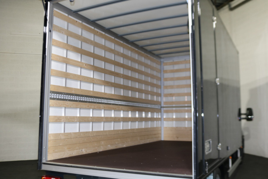 Iveco Daily 40C18 3.0 Bakwagen met Laadklep Automaat (Nieuw Model)