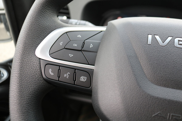 Iveco Daily 40C18 3.0 Bakwagen met Laadklep Automaat (Nieuw Model)