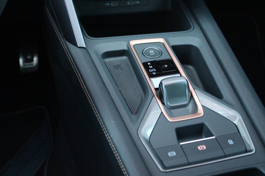 CUPRA Leon Sportstourer 1.5 eTSI 150PK BUSINESS EDITION | NIEUW MODEL! | PANORAMISCH SCHUIF/KANTELDAK | SENNHEISER AUDIO SYSTEM | ELEKTRISCH VERSTELBARE BESTUURDERSSTOEL MET GEHEUGENFUNCTIE | LED MATRIX KOPLAMPEN | DRAADLOZE APPLE CARPLAY/ANDROID AUTO | NAVIGATIE | ACHTERUITRIJ CAMERA | 19" LICHTMETALEN VELGEN  "POLAR" | DRAADLOZE TELEFOONLADER | STOEL/STUUR VERWARMING |  12,9" INFORTAINMENT SYSTEM | ZWARTE HEMELBEKLEDING | E-SOUND GELUIDSSIMULATOR | CLIMATE CONTROL VOOR EN ACHTERIN | SPORT STOELEN | SFEER VERLICHTING | DYNAMISCHE VERLICHTING | ADAPTIVE CRUISE CONTROL | KEYLESS ENTRY/START |