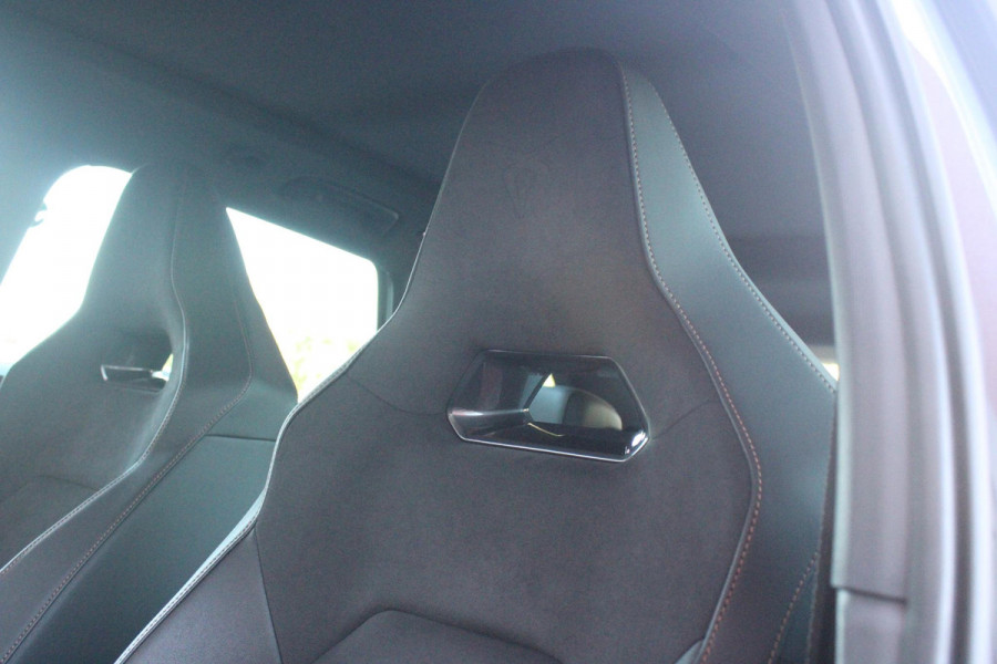 CUPRA Leon Sportstourer 1.5 eTSI 150PK BUSINESS EDITION | NIEUW MODEL! | PANORAMISCH SCHUIF/KANTELDAK | SENNHEISER AUDIO SYSTEM | ELEKTRISCH VERSTELBARE BESTUURDERSSTOEL MET GEHEUGENFUNCTIE | LED MATRIX KOPLAMPEN | DRAADLOZE APPLE CARPLAY/ANDROID AUTO | NAVIGATIE | ACHTERUITRIJ CAMERA | 19" LICHTMETALEN VELGEN  "POLAR" | DRAADLOZE TELEFOONLADER | STOEL/STUUR VERWARMING |  12,9" INFORTAINMENT SYSTEM | ZWARTE HEMELBEKLEDING | E-SOUND GELUIDSSIMULATOR | CLIMATE CONTROL VOOR EN ACHTERIN | SPORT STOELEN | SFEER VERLICHTING | DYNAMISCHE VERLICHTING | ADAPTIVE CRUISE CONTROL | KEYLESS ENTRY/START |