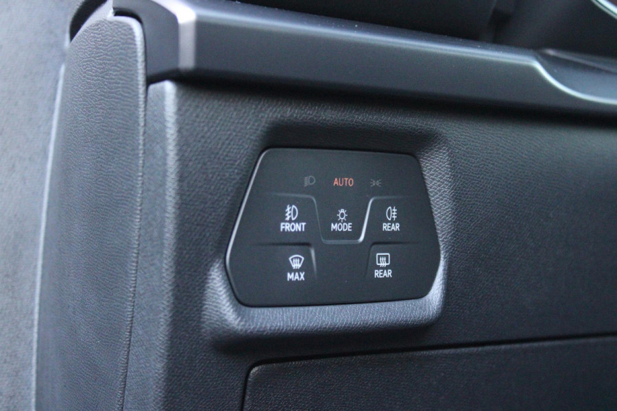 CUPRA Leon Sportstourer 1.5 eTSI 150PK BUSINESS EDITION | NIEUW MODEL! | PANORAMISCH SCHUIF/KANTELDAK | SENNHEISER AUDIO SYSTEM | ELEKTRISCH VERSTELBARE BESTUURDERSSTOEL MET GEHEUGENFUNCTIE | LED MATRIX KOPLAMPEN | DRAADLOZE APPLE CARPLAY/ANDROID AUTO | NAVIGATIE | ACHTERUITRIJ CAMERA | 19" LICHTMETALEN VELGEN  "POLAR" | DRAADLOZE TELEFOONLADER | STOEL/STUUR VERWARMING |  12,9" INFORTAINMENT SYSTEM | ZWARTE HEMELBEKLEDING | E-SOUND GELUIDSSIMULATOR | CLIMATE CONTROL VOOR EN ACHTERIN | SPORT STOELEN | SFEER VERLICHTING | DYNAMISCHE VERLICHTING | ADAPTIVE CRUISE CONTROL | KEYLESS ENTRY/START |