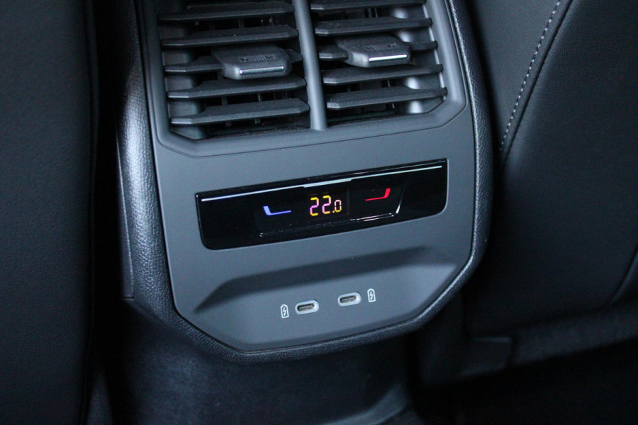 CUPRA Leon Sportstourer 1.5 eTSI 150PK BUSINESS EDITION | NIEUW MODEL! | PANORAMISCH SCHUIF/KANTELDAK | SENNHEISER AUDIO SYSTEM | ELEKTRISCH VERSTELBARE BESTUURDERSSTOEL MET GEHEUGENFUNCTIE | LED MATRIX KOPLAMPEN | DRAADLOZE APPLE CARPLAY/ANDROID AUTO | NAVIGATIE | ACHTERUITRIJ CAMERA | 19" LICHTMETALEN VELGEN  "POLAR" | DRAADLOZE TELEFOONLADER | STOEL/STUUR VERWARMING |  12,9" INFORTAINMENT SYSTEM | ZWARTE HEMELBEKLEDING | E-SOUND GELUIDSSIMULATOR | CLIMATE CONTROL VOOR EN ACHTERIN | SPORT STOELEN | SFEER VERLICHTING | DYNAMISCHE VERLICHTING | ADAPTIVE CRUISE CONTROL | KEYLESS ENTRY/START |