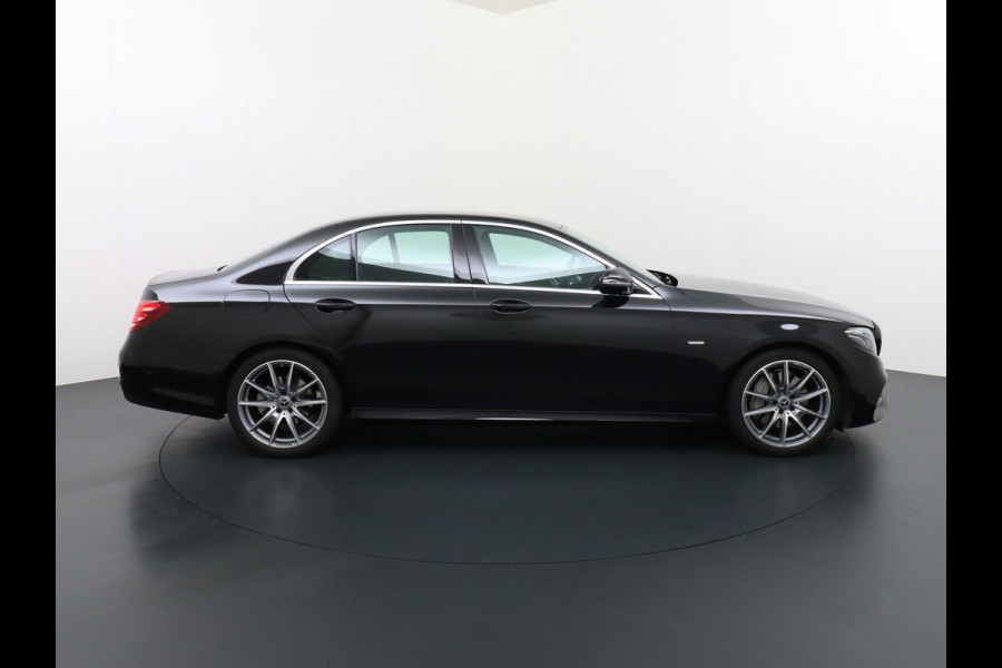 Mercedes-Benz E-Klasse 200 Sport Edition | Burmester Trekhaak Multibeam AMG Wielen