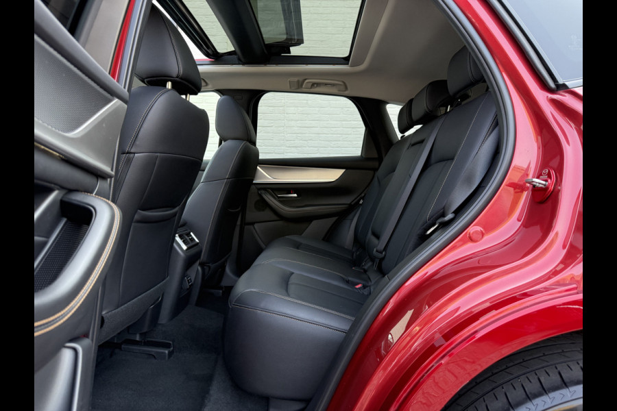 Mazda CX-60 2.5 e-SkyActiv PHEV Homura | Trekhaak | Pano | Driver Assistance- & Convenience Pack | 20 inch