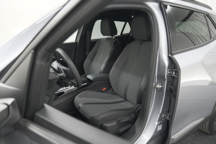 Peugeot 2008 Hybrid 136 e-DCS6 Allure | 360 Camera | Stop&Go Adaptieve Cruise Control | Navigatie | Dodehoekdetectie