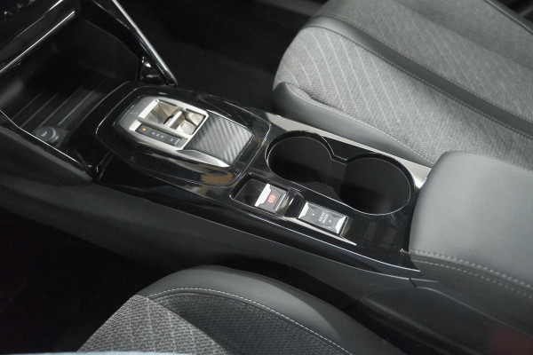 Peugeot 2008 Hybrid 136 e-DCS6 Allure | 360 Camera | Stop&Go Adaptieve Cruise Control | Navigatie | Dodehoekdetectie