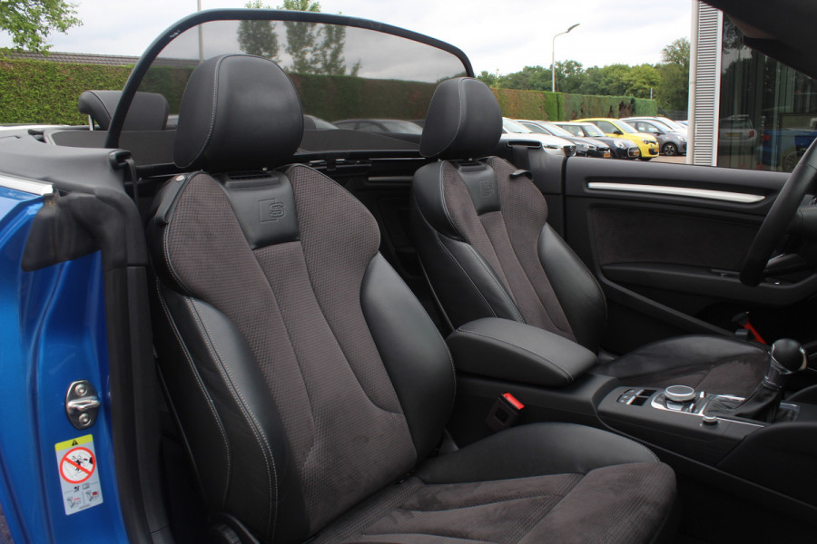 Audi A3 Cabriolet 35 TFSI CoD Advance Sport / Trekhaak / Virtual Cockpit / Windscherm / B&O / Leder&Alcantara / 18'' / Keyless / Nekverwarming / Navigatie / Hill Hold / Cruise Control