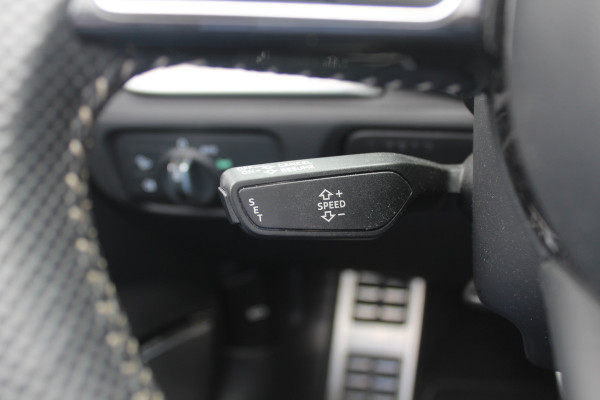 Audi A3 Cabriolet 35 TFSI CoD Advance Sport / Trekhaak / Virtual Cockpit / Windscherm / B&O / Leder&Alcantara / 18'' / Keyless / Nekverwarming / Navigatie / Hill Hold / Cruise Control