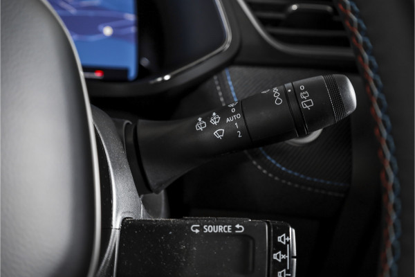 Renault Captur 1.3 mild hybrid 160 esprit Alpine | S/K-Panodak | Adapt. Cruise | Stoel-+Stuurverw. | PDC | Camera | NAV + App. Connect | ECC | LM 19" | 4275 Renault Captur 1.3 mild hybrid 160 esprit Alpine | S/K-Panodak | Adapt. Cruise | Stoel-+Stuurverw. | PDC | Camera | NAV + App. Connect | ECC | LM 19" | 4275