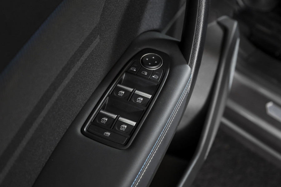 Renault Captur 1.3 mild hybrid 160 esprit Alpine | S/K-Panodak | Adapt. Cruise | Stoel-+Stuurverw. | PDC | Camera | NAV + App. Connect | ECC | LM 19" | 4275 Renault Captur 1.3 mild hybrid 160 esprit Alpine | S/K-Panodak | Adapt. Cruise | Stoel-+Stuurverw. | PDC | Camera | NAV + App. Connect | ECC | LM 19" | 4275