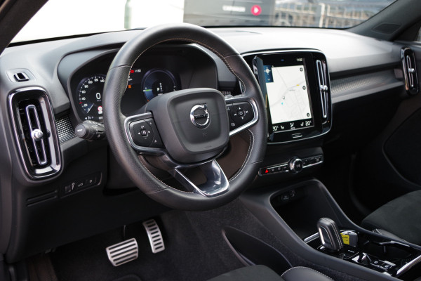 Volvo XC40 1.5 T4 211 PK Recharge R-Design, Adap. Cruise Control, Leder-Alcantara, LED, Camera