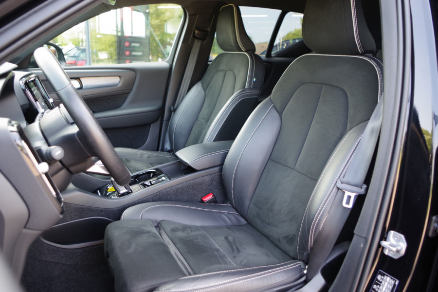 Volvo XC40 1.5 T4 211 PK Recharge R-Design, Adap. Cruise Control, Leder-Alcantara, LED, Camera