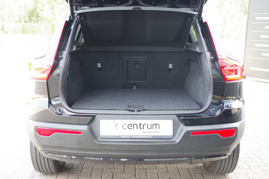 Volvo XC40 1.5 T4 211 PK Recharge R-Design, Adap. Cruise Control, Leder-Alcantara, LED, Camera