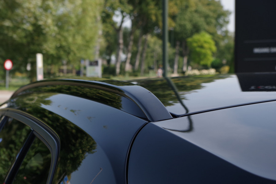 Volvo XC40 1.5 T4 211 PK Recharge R-Design, Adap. Cruise Control, Leder-Alcantara, LED, Camera