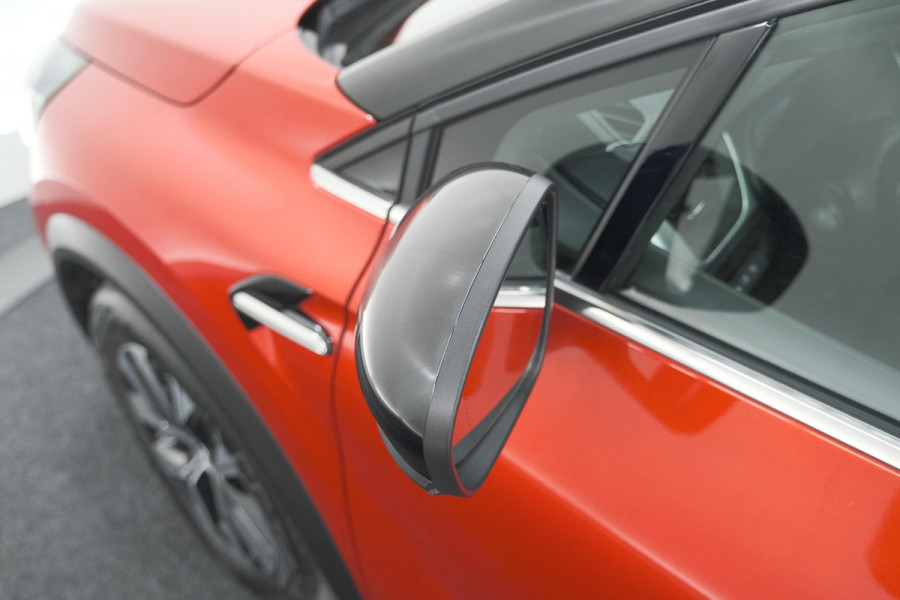 Renault Captur Mild Hybrid 140 EDC Techno | Navigatie | Camera | Parkeersensoren | Apple Carplay