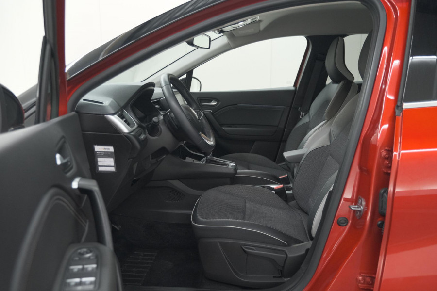 Renault Captur Mild Hybrid 140 EDC Techno | Navigatie | Camera | Parkeersensoren | Apple Carplay