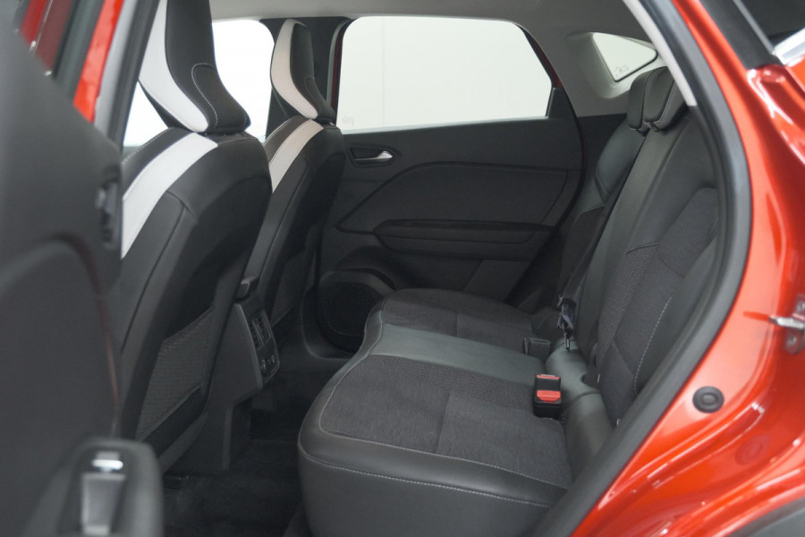 Renault Captur Mild Hybrid 140 EDC Techno | Navigatie | Camera | Parkeersensoren | Apple Carplay
