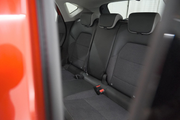 Renault Captur Mild Hybrid 140 EDC Techno | Navigatie | Camera | Parkeersensoren | Apple Carplay