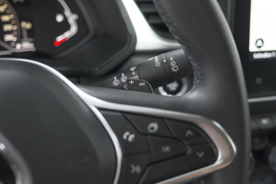 Renault Captur Mild Hybrid 140 EDC Techno | Navigatie | Camera | Parkeersensoren | Apple Carplay