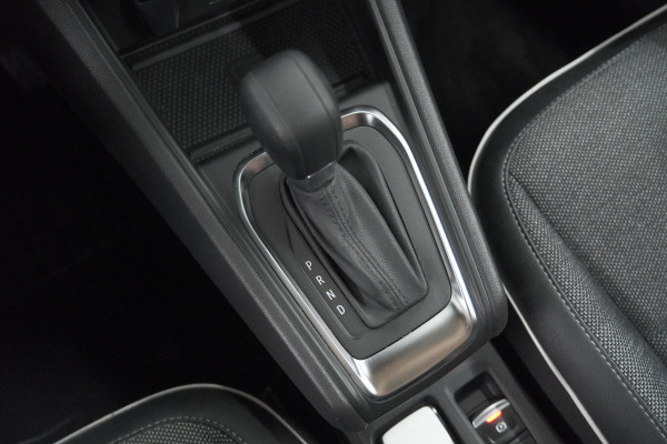 Renault Captur Mild Hybrid 140 EDC Techno | Navigatie | Camera | Parkeersensoren | Apple Carplay