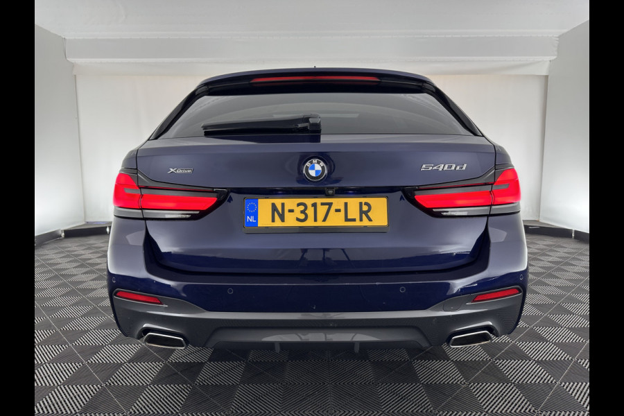 BMW 5 Serie Touring 540d xDrive High Executive Aut. *PANO | LASER-LIGHT | HEAD-UP | LUXURY-LEATHER | BLIND-SPOT | MEMORY-PACK | HARMAN/KARDON | TOP-VIEW | DIGI-COCKPIT | HEATED-COMFORTSEATS | KEYLESS | NAVI-FULLMAP | 18''ALU |