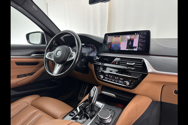 BMW 5 Serie Touring 540d xDrive High Executive Aut. *PANO | LASER-LIGHT | HEAD-UP | LUXURY-LEATHER | BLIND-SPOT | MEMORY-PACK | HARMAN/KARDON | TOP-VIEW | DIGI-COCKPIT | HEATED-COMFORTSEATS | KEYLESS | NAVI-FULLMAP | 18''ALU |