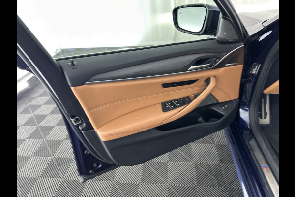 BMW 5 Serie Touring 540d xDrive High Executive Aut. *PANO | LASER-LIGHT | HEAD-UP | LUXURY-LEATHER | BLIND-SPOT | MEMORY-PACK | HARMAN/KARDON | TOP-VIEW | DIGI-COCKPIT | HEATED-COMFORTSEATS | KEYLESS | NAVI-FULLMAP | 18''ALU |