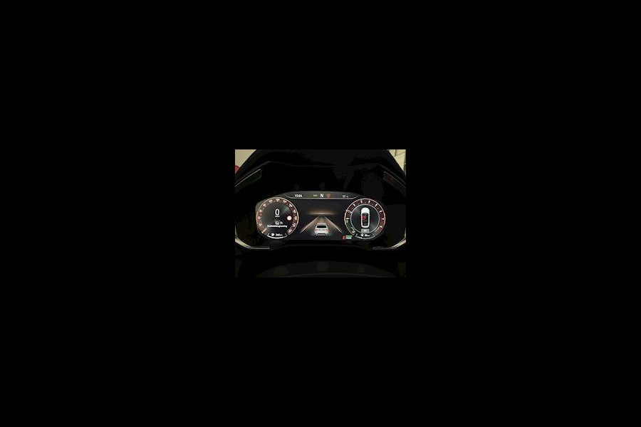 Lynk & Co RS Shadow Edition 01 Trekhaak Pano Camera° Navi Adapt cruise 262PK Elekr. Achterklep
