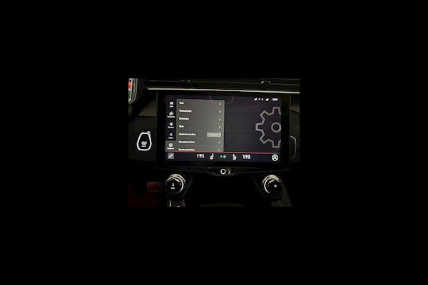 Lynk & Co RS Shadow Edition 01 Trekhaak Pano Camera° Navi Adapt cruise 262PK Elekr. Achterklep