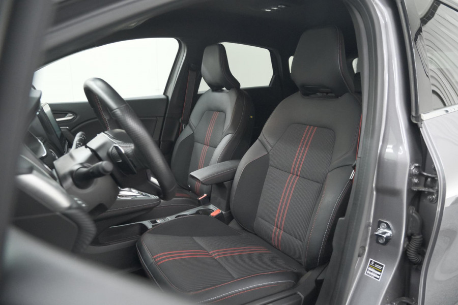 Renault Captur Mild Hybrid 140 EDC R.S. Line | Camera | Navigatie | Stoelverwarming