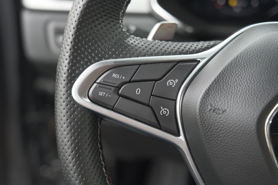 Renault Captur Mild Hybrid 140 EDC R.S. Line | Camera | Navigatie | Stoelverwarming