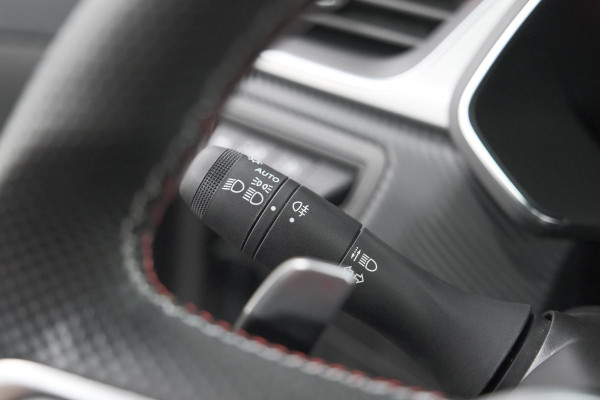 Renault Captur Mild Hybrid 140 EDC R.S. Line | Camera | Navigatie | Stoelverwarming