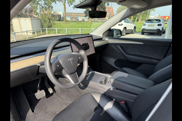 Tesla Model Y STD Rage Plus RWD Panorama | Trekhaak | Leder | Navi  |