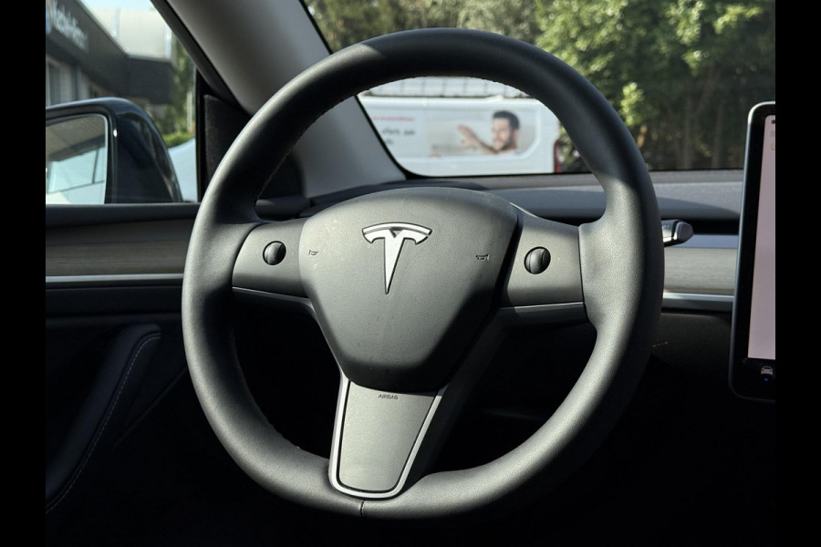 Tesla Model Y STD Rage Plus RWD Panorama | Trekhaak | Leder | Navi  |