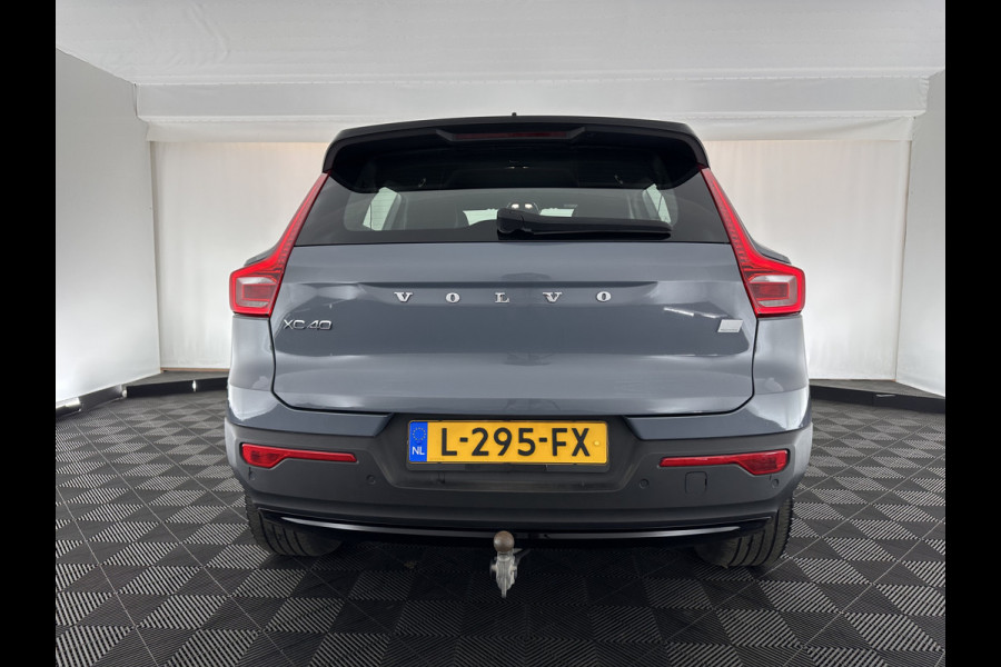 Volvo XC40 Recharge P8 AWD R-Design [ 3-Fase ] (INCL-BTW) *LEATHER-ALCANTARA | DIGI-COCKPIT | FULL-LED | PREMIUM-AUDIO | TOP-VIEW | CARPLAY | NAVI-FULLMAP | ECC | PDC | KEYLESS | HEATED-SPORTSEATS | BLIS | PRIVACY-GLASS | TOWBAR | 19''ALU