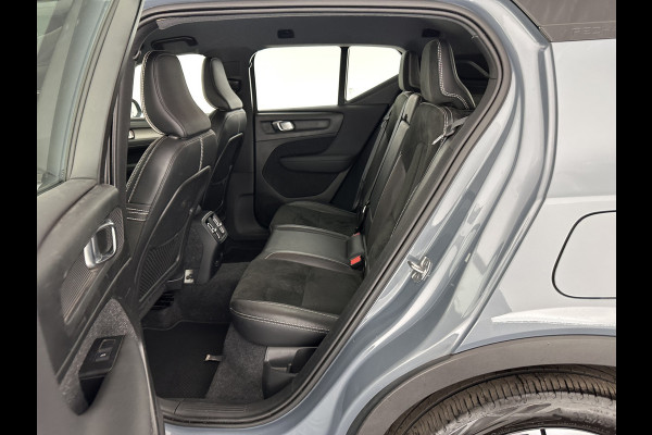 Volvo XC40 Recharge P8 AWD R-Design [ 3-Fase ] (INCL-BTW) *LEATHER-ALCANTARA | DIGI-COCKPIT | FULL-LED | PREMIUM-AUDIO | TOP-VIEW | CARPLAY | NAVI-FULLMAP | ECC | PDC | KEYLESS | HEATED-SPORTSEATS | BLIS | PRIVACY-GLASS | TOWBAR | 19''ALU