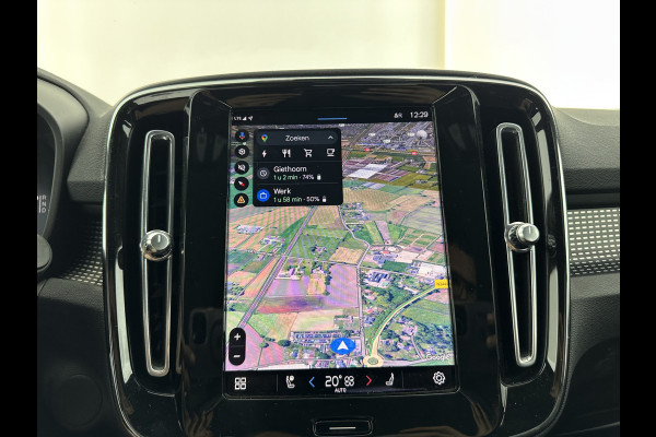 Volvo XC40 Recharge P8 AWD R-Design [ 3-Fase ] (INCL-BTW) *LEATHER-ALCANTARA | DIGI-COCKPIT | FULL-LED | PREMIUM-AUDIO | TOP-VIEW | CARPLAY | NAVI-FULLMAP | ECC | PDC | KEYLESS | HEATED-SPORTSEATS | BLIS | PRIVACY-GLASS | TOWBAR | 19''ALU