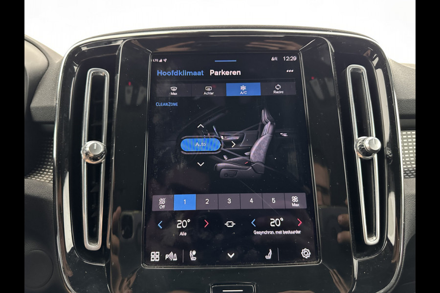 Volvo XC40 Recharge P8 AWD R-Design [ 3-Fase ] (INCL-BTW) *LEATHER-ALCANTARA | DIGI-COCKPIT | FULL-LED | PREMIUM-AUDIO | TOP-VIEW | CARPLAY | NAVI-FULLMAP | ECC | PDC | KEYLESS | HEATED-SPORTSEATS | BLIS | PRIVACY-GLASS | TOWBAR | 19''ALU