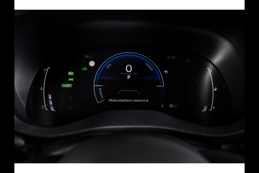 Toyota Yaris Cross 1.5 Hybrid 115 First Edition (Nieuw model) | Dig.Cockpit | Adapt.Cruise | Stoelverwarming | Camera | PDC | App.Connect | Auto.Airco | LM 17" | 8010