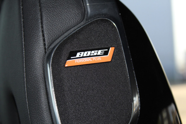 Nissan Juke 1.0-117pk DIG-T Tekna. Keurig nette, erg luxe en goed onderhouden Nissan Juke, van 1e eig. Autm. airco, LM wielen, metallic lak two tone, stoelverwarming, lane- en side assist, 360gr. camera, trekhaak, LM wielen, navigatie, telefoonvoorb., cruise cntrl etc