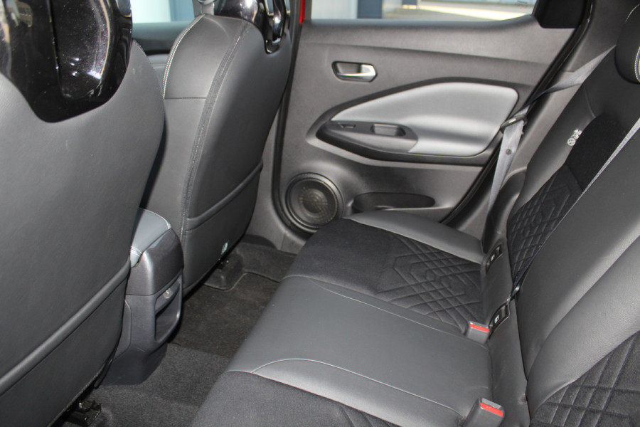 Nissan Juke 1.0-117pk DIG-T Tekna. Keurig nette, erg luxe en goed onderhouden Nissan Juke, van 1e eig. Autm. airco, LM wielen, metallic lak two tone, stoelverwarming, lane- en side assist, 360gr. camera, trekhaak, LM wielen, navigatie, telefoonvoorb., cruise cntrl etc