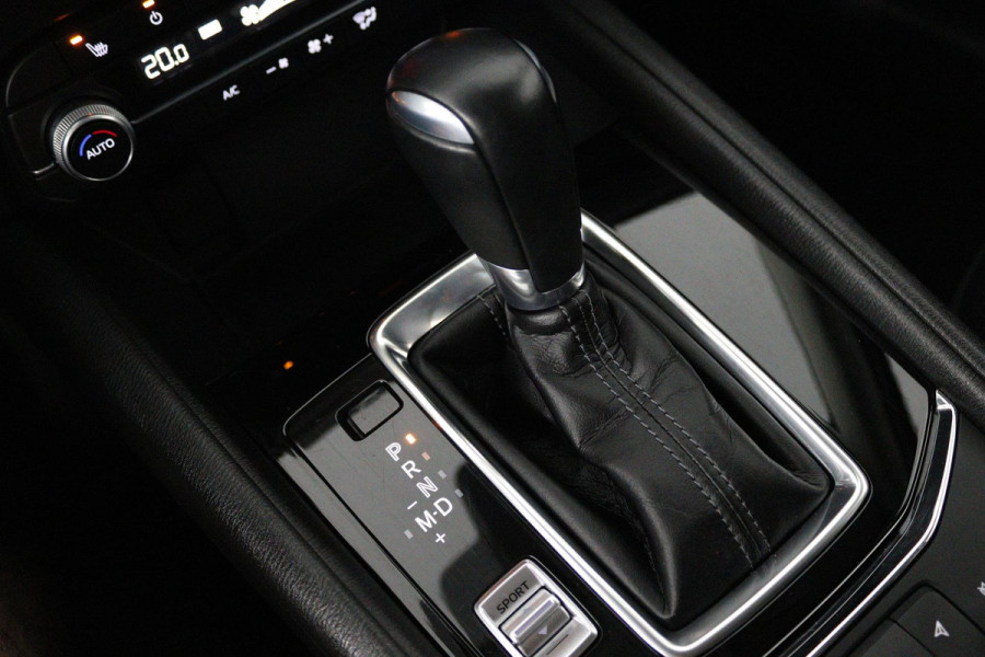 Mazda CX-5 2.0 SkyActiv-G 165 Comfort (STOELVERWARMING, CRUISE CONTROL, NAVIGATIE, AUTOMAAT, LANE-ASSIST, PARKEERSENSOREN)